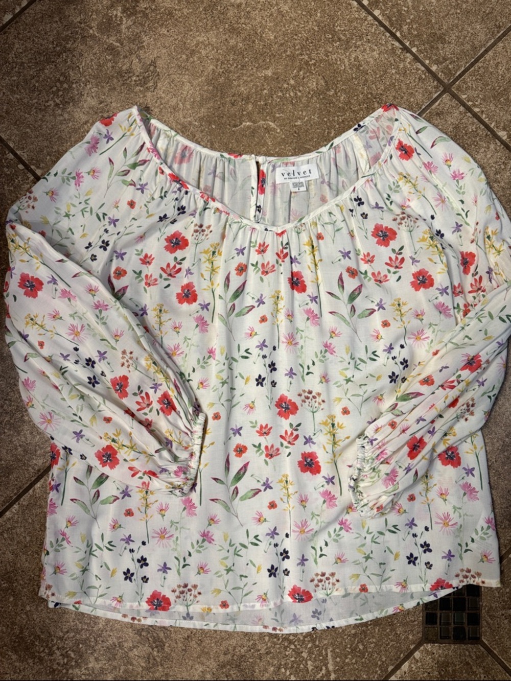 Velvet by Graham & Spencer White Floral Scoop Neck Blouse